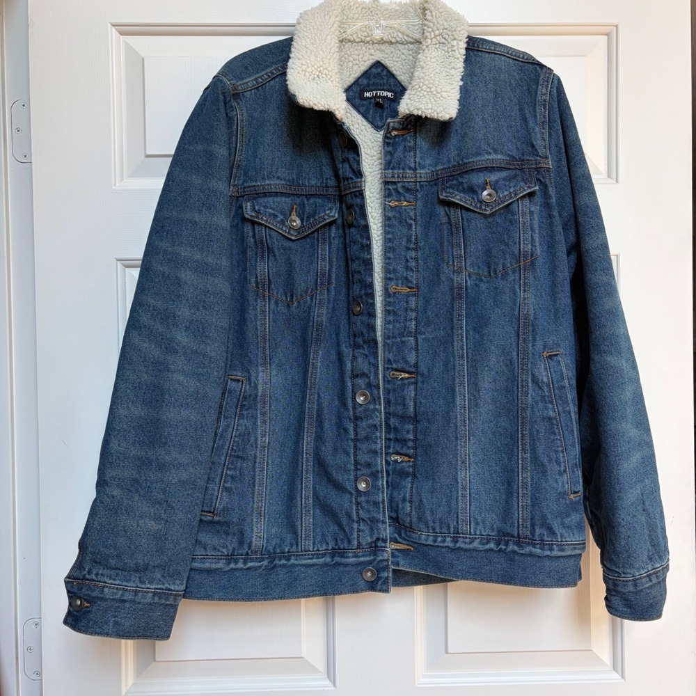 Hot Topic Mens Blue Denim Sherpa Lined Trucker Jacket XL Faux Shearling Retro